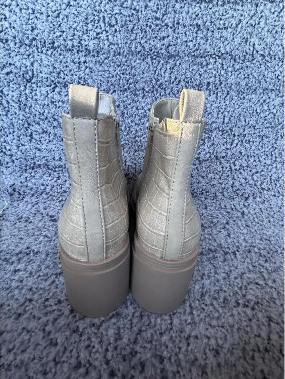 Sun + Stone Veronikaa Pull-On Lug Chelsea Booties-Color: ECRU CROC - Size 8.5